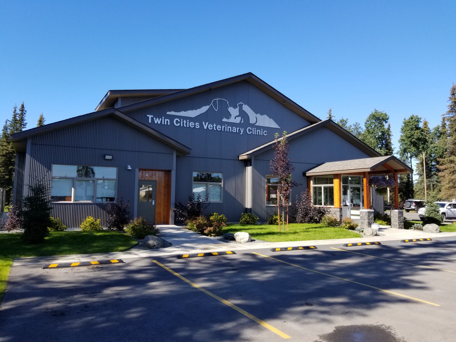 Twin Cities Veterinary Clinic Building